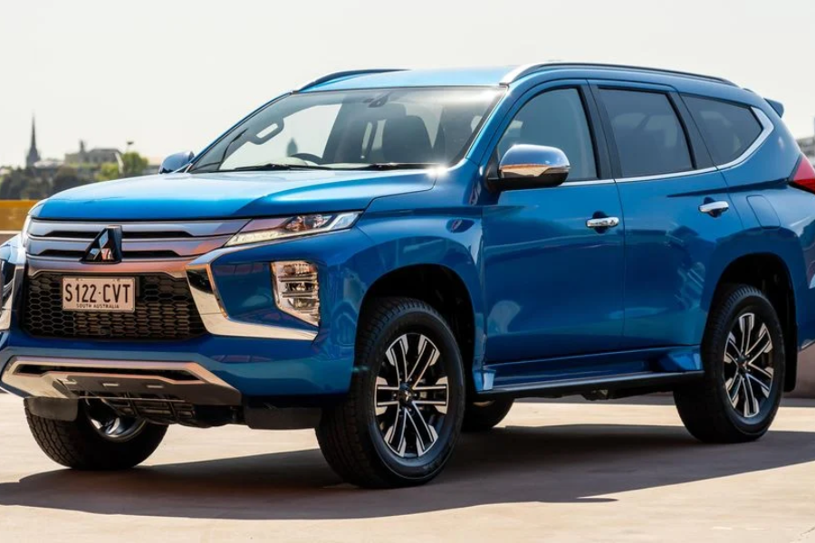 Pajero Sport GLS 3.0P 8AT 4×4 2998CC BVA
