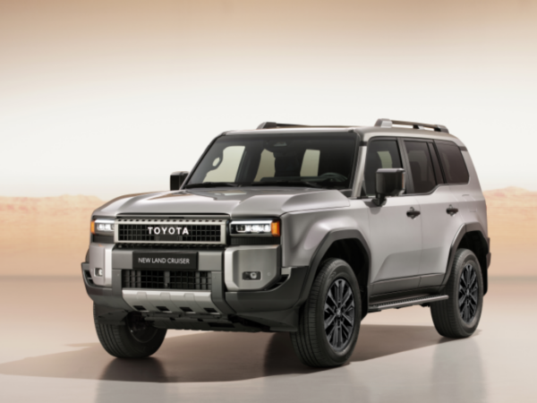 Prado 2393CC Turbo Petrol 4×4 Luxury 7P 8AT