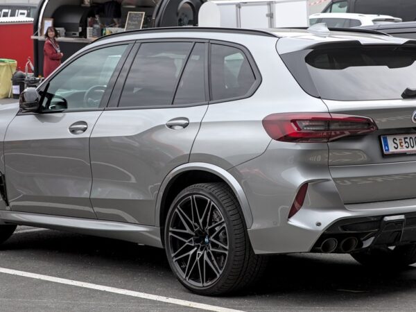 X5 4.0 BVA xDrive 40i X-Line